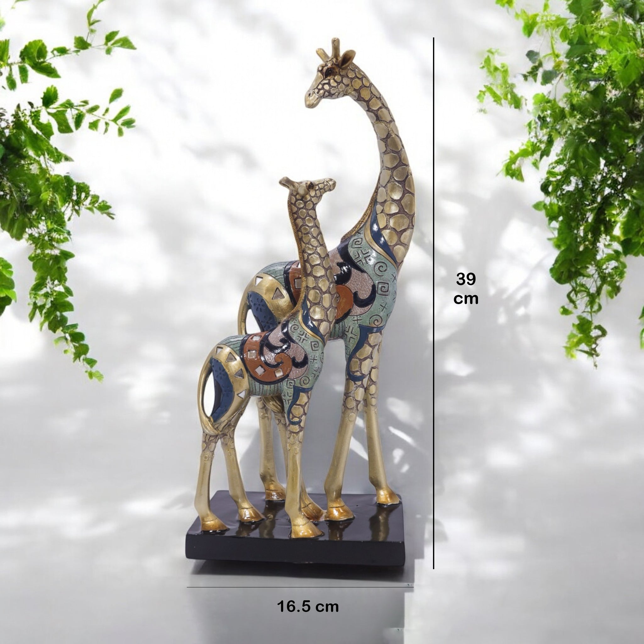 Luxury Giraffe Family Sculpture | Parent & Baby Golden Art Statue | 39cm Premium Home Decor - Divine Dekor