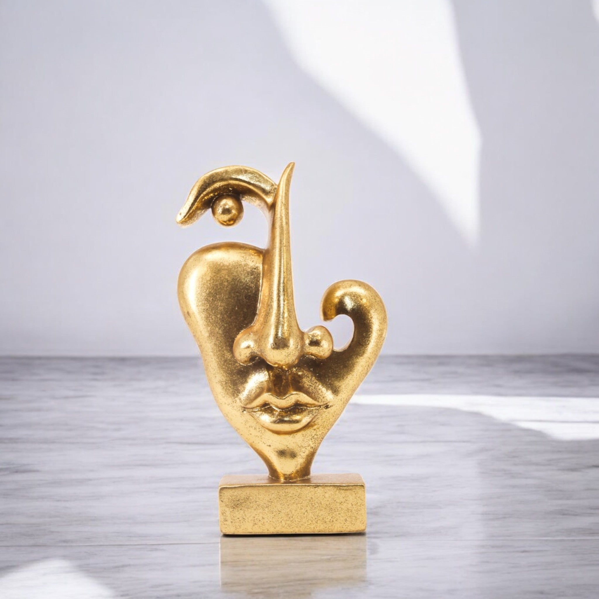 Modern Abstract Face Sculpture | Golden Art Deco Style Statue | 23.5cm Luxury Home Decor - Divine Dekor