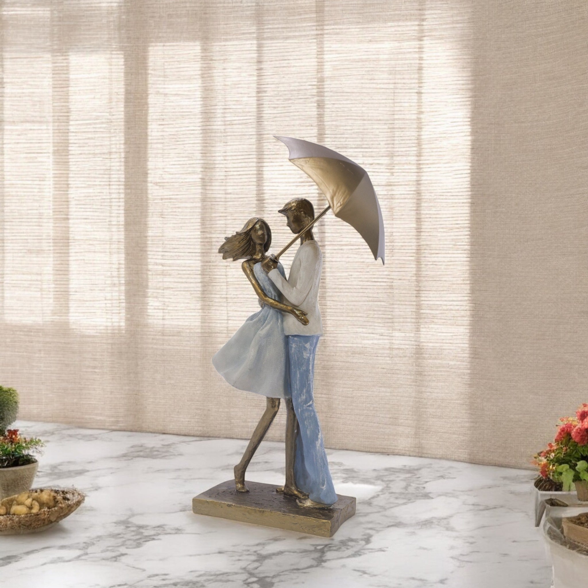 Divine Dekor Romantic Rain Dance Sculpture | 31cm Love Couple with Umbrella | Elegant Romance Collection | Wedding & Anniversary Gift