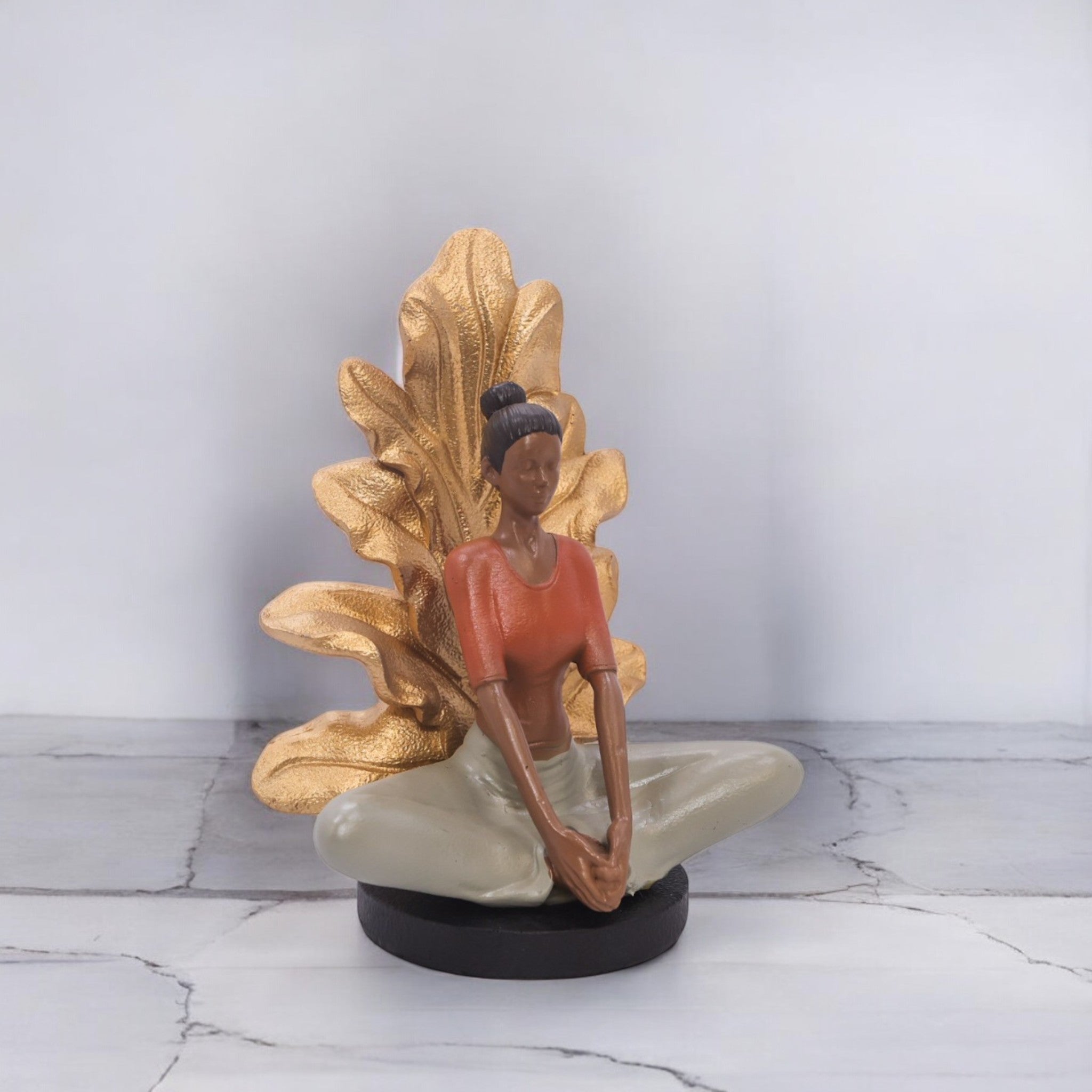 Divine Dekor’s Modern Yoga Lady Sculpture | Rose Gold Lotus Position Art | 20cm Contemporary Home Decor