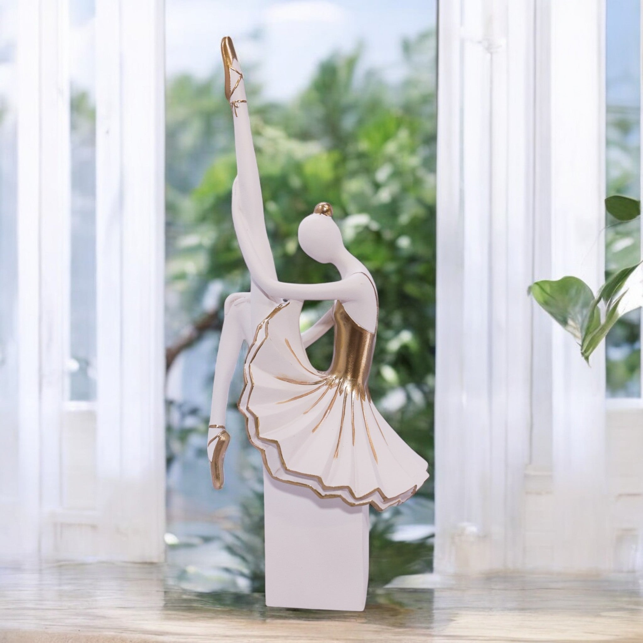 White Ballet Girl Figurine – Elegant Resin Sculpture | Divine Dekor