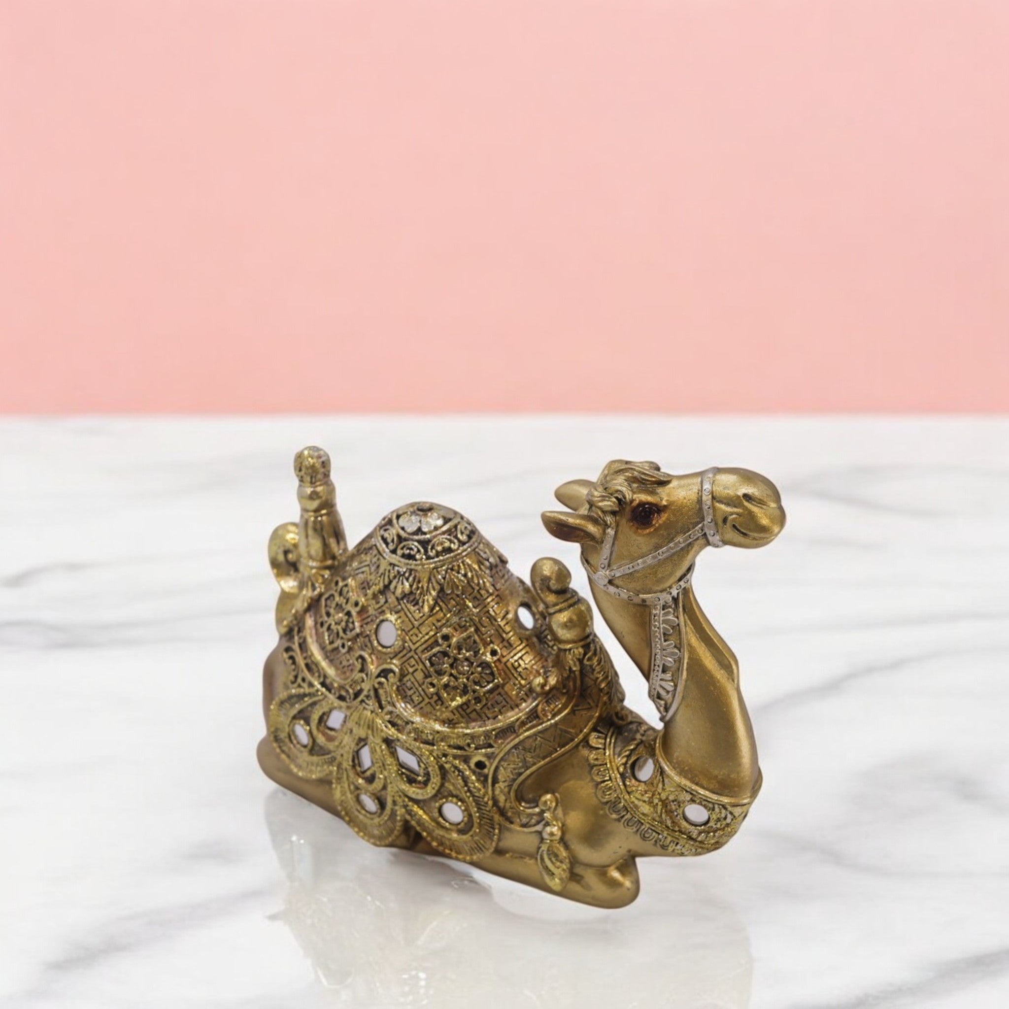 Luxury Golden Camel Sculpture | Ornate Arabian Art Statue | 20cm Premium Home Decor - Divine Dekor