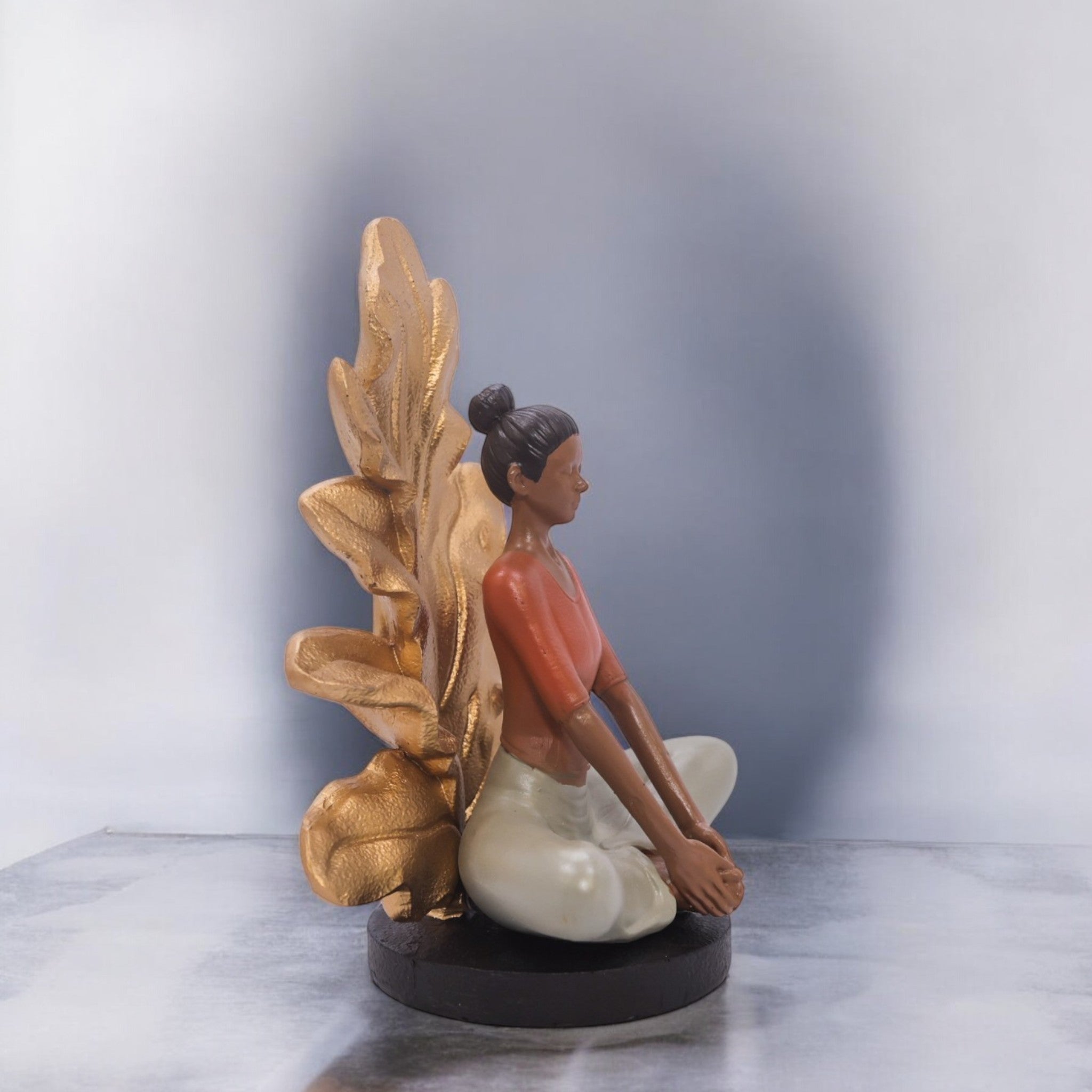 Divine Dekor’s Modern Yoga Lady Sculpture | Rose Gold Lotus Position Art | 20cm Contemporary Home Decor