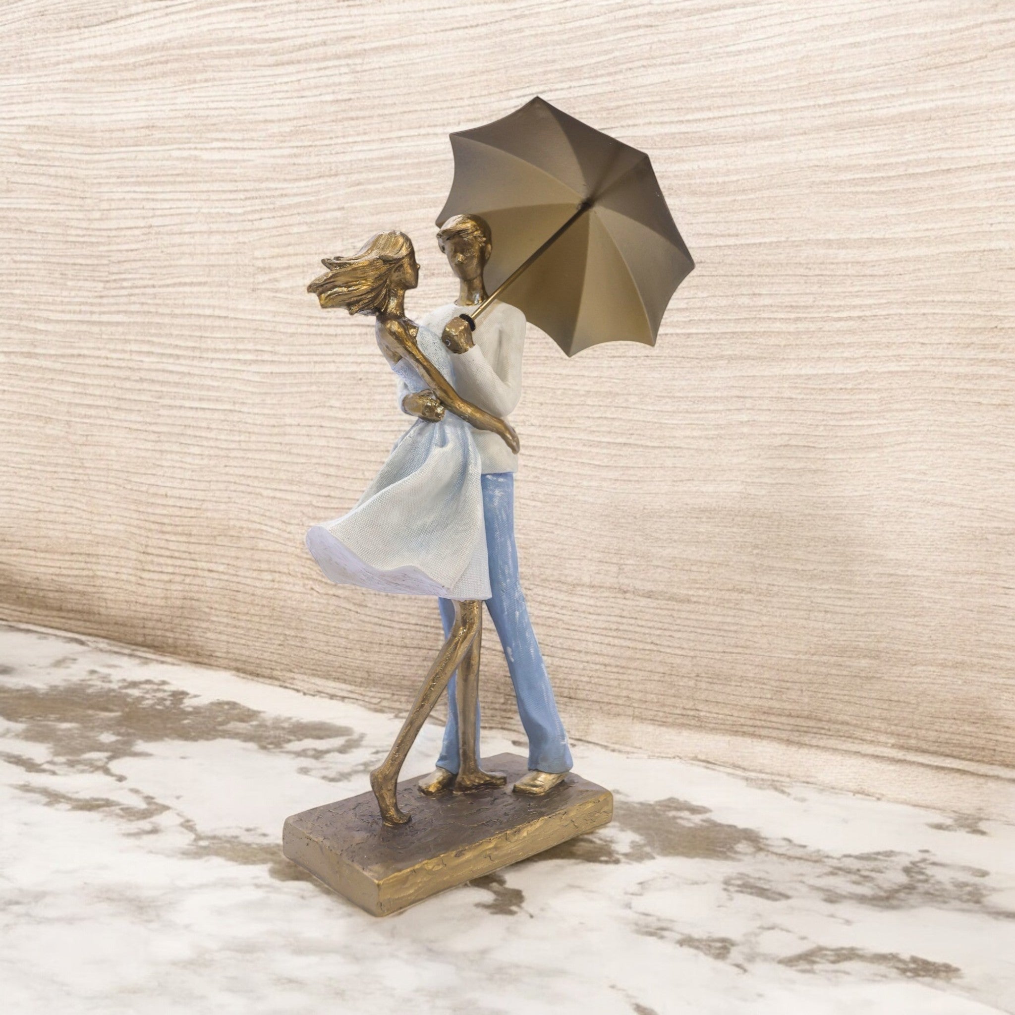 Divine Dekor Romantic Rain Dance Sculpture | 31cm Love Couple with Umbrella | Elegant Romance Collection | Wedding & Anniversary Gift
