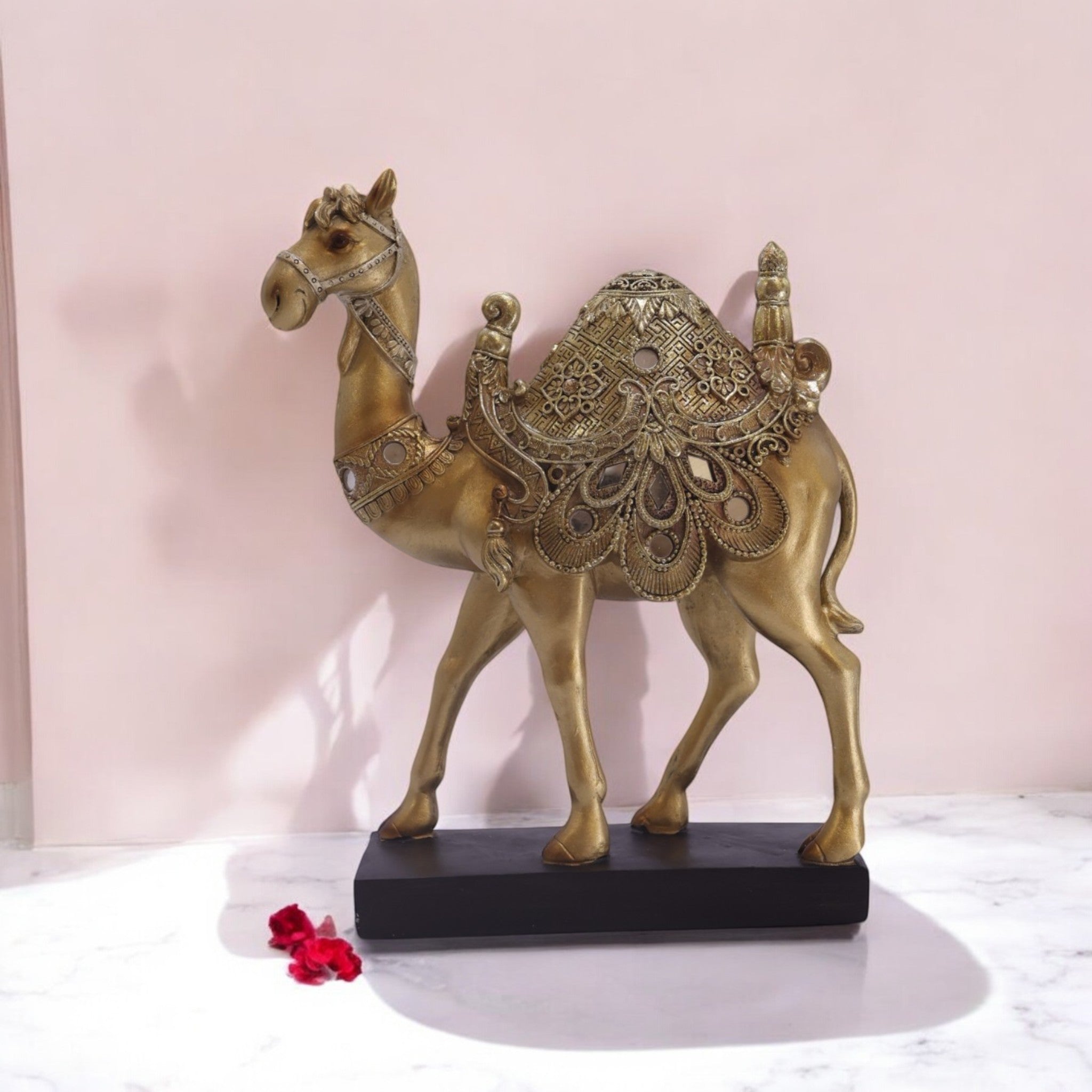 Divine Dekor Golden Camel Statue - Large Luxury Resin Desert Art Decor