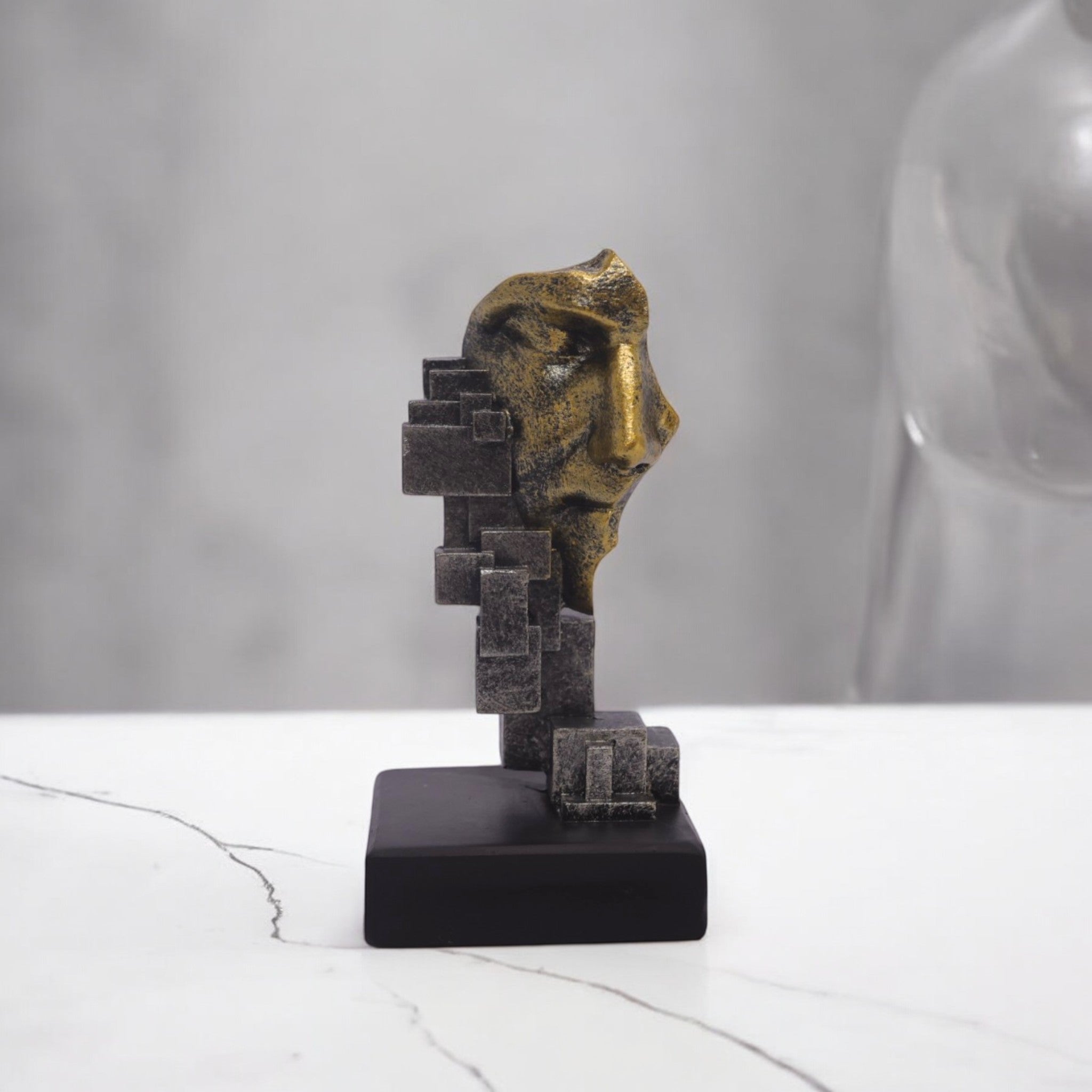 Modern Geometric Head | Contemporary Gold Art | Divine Dekor