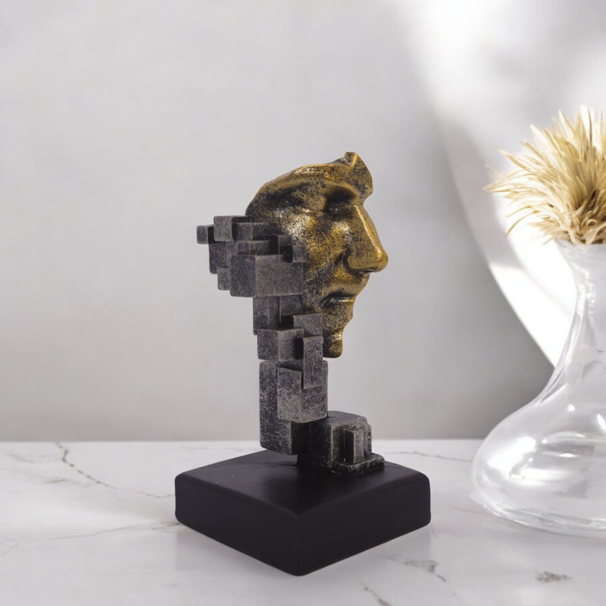 Modern Geometric Head | Contemporary Gold Art | Divine Dekor