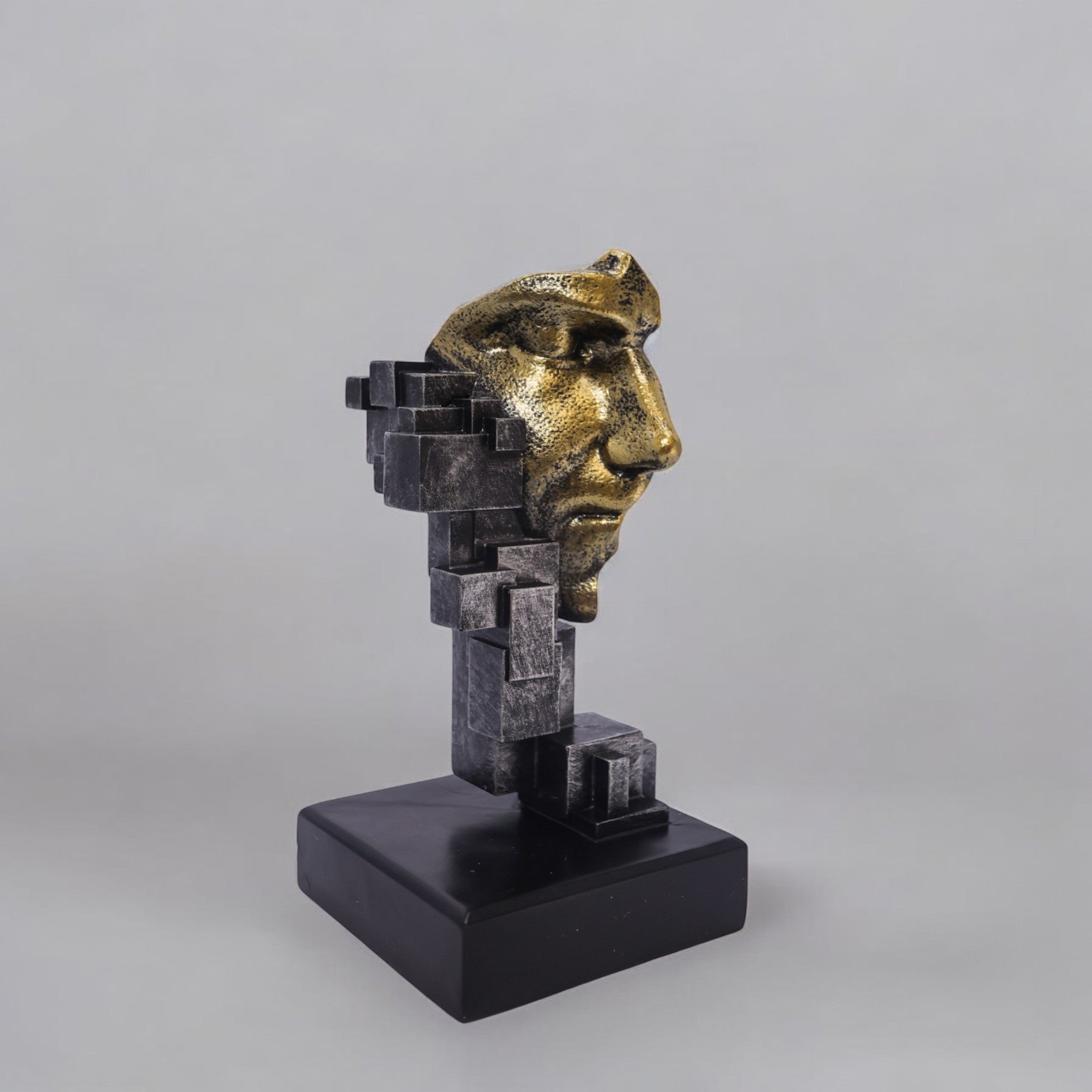 Modern Geometric Face | Contemporary Gold Art | Divine Dekor