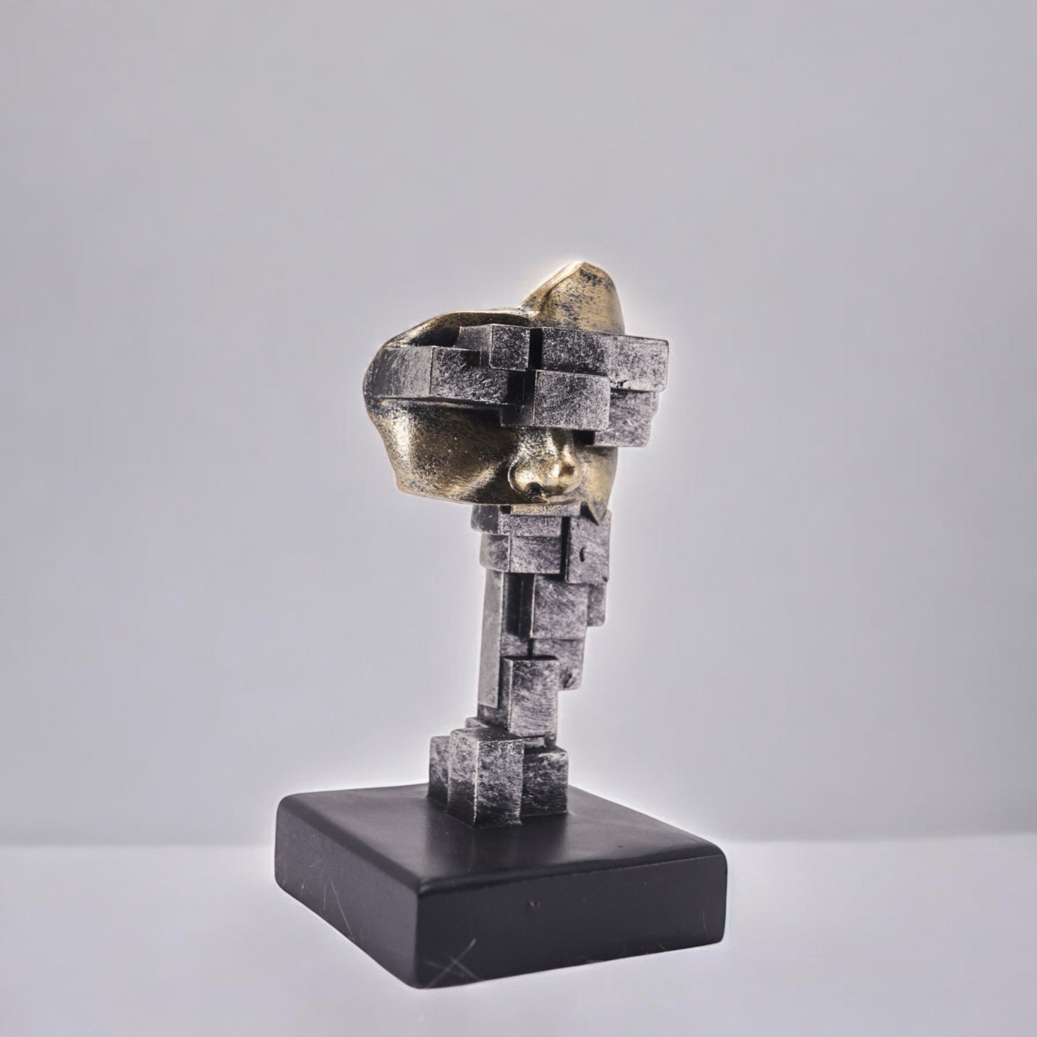 Modern Abstract Face | Contemporary Art Sculpture | Divine Dekor