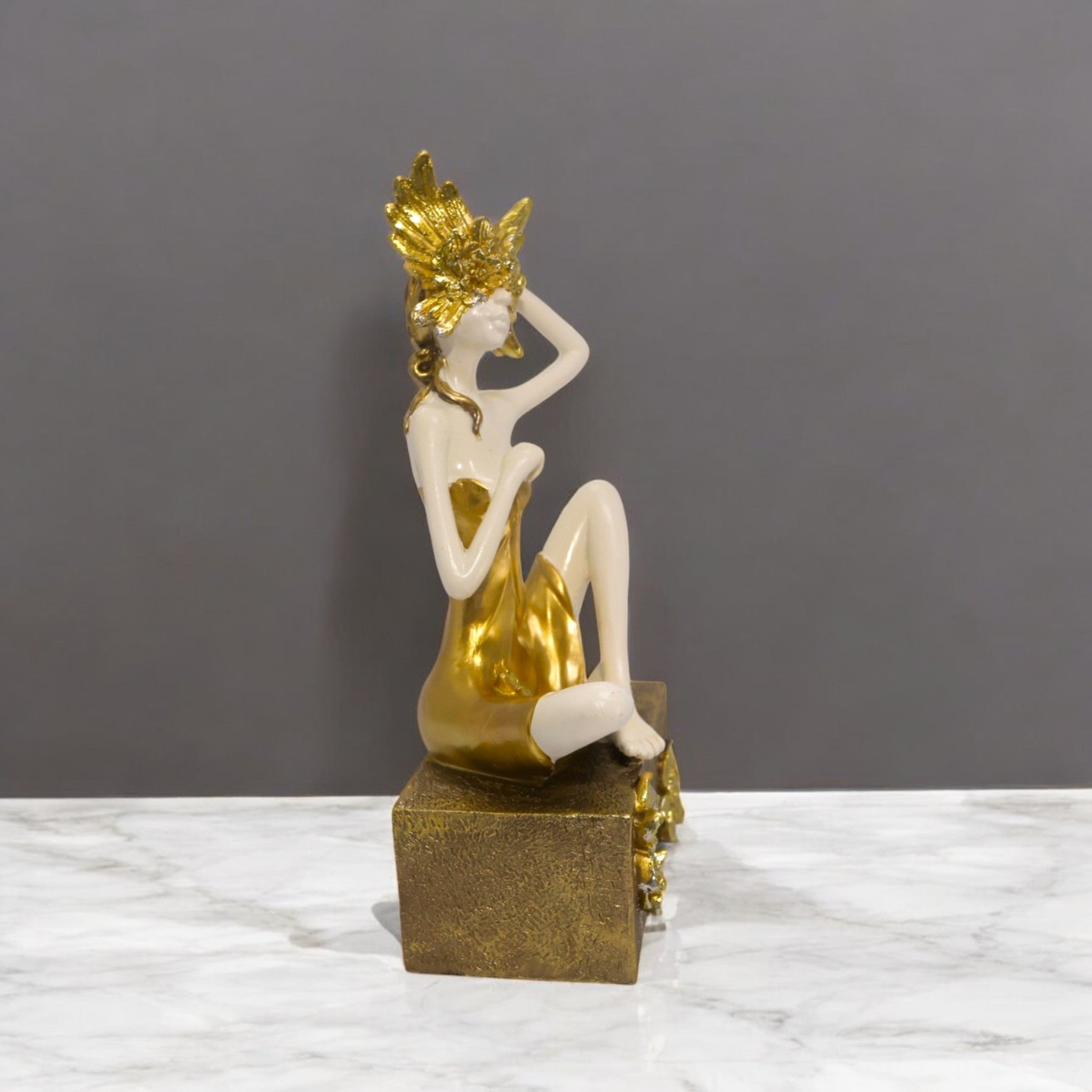 Divine Décor’s Elegant Ballet Dancer Sculpture 28cm | White & Gold Performance Art Statue | Luxury Dance Decor | Divine Dekor